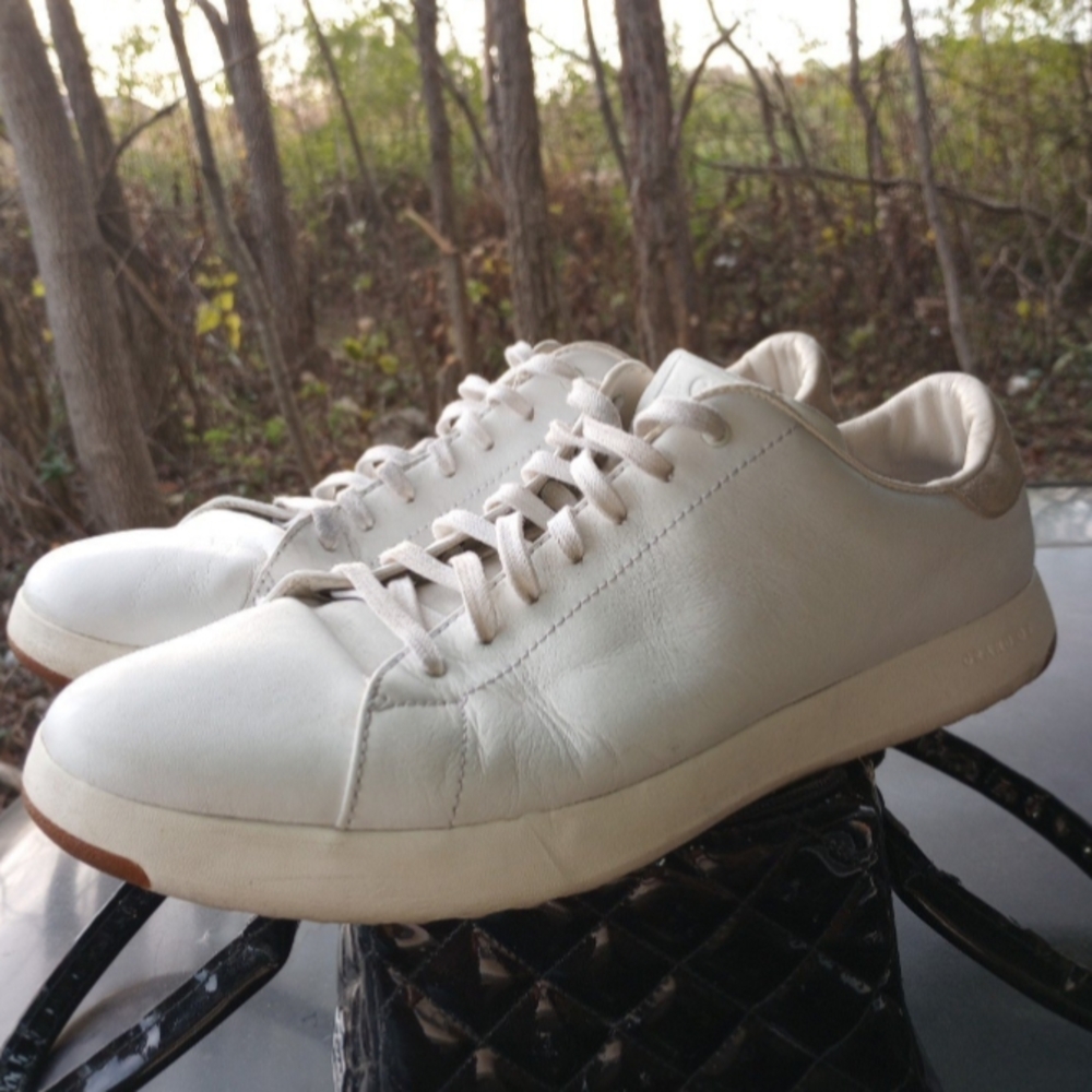 Men's White Leather Sneakers